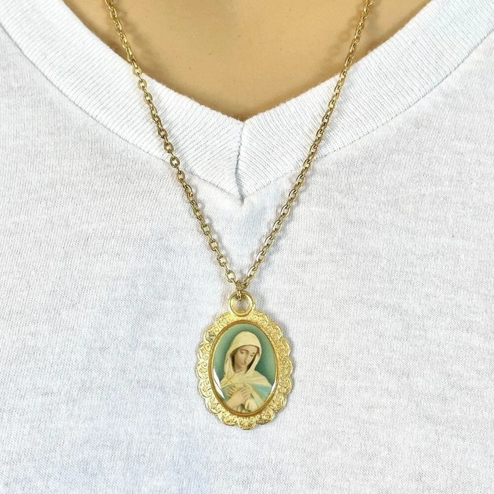 Our Lady Guadalupe Medal Gold Plated Pendant Chain Necklace Mexico Religious